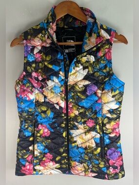 North Face Womens Vest Zip Jacket Sz S Flower Floral Puffer Nano Puff Thermoball